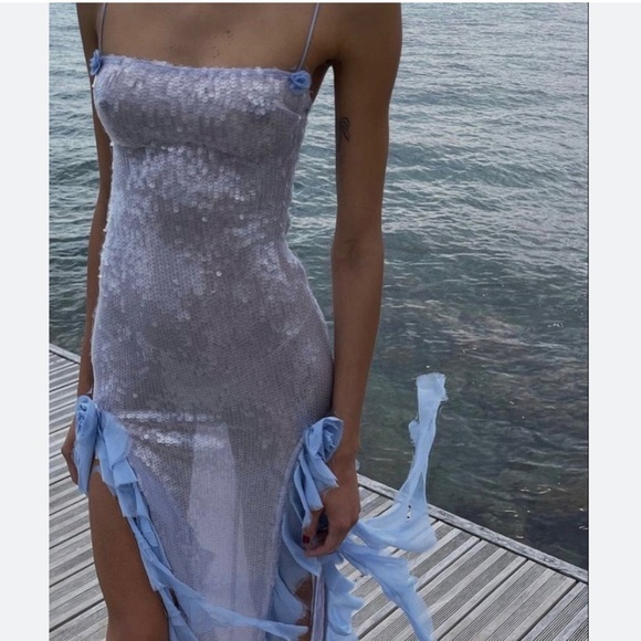 Helsa Nova Gown - Picture 4 of 15